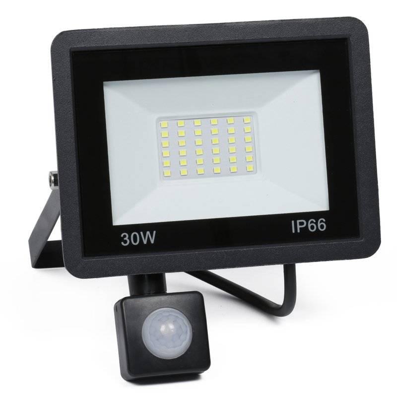 Reflektor LED 30W s pir čidlom 3800lm